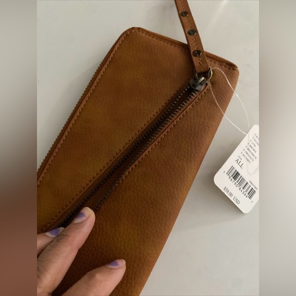 NFree People Wallet Brown Distressed Vegan Wristlet Strap Zip Closure Clutch - Picture 16 of 16